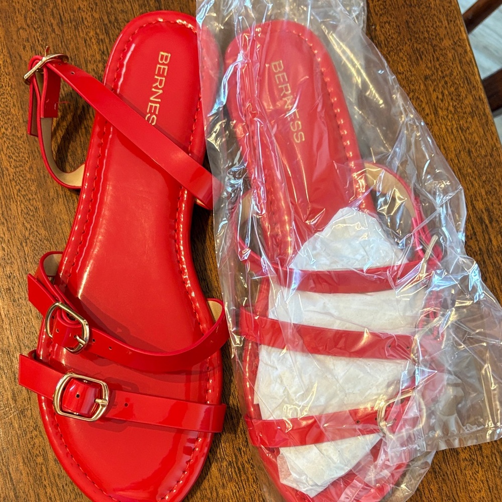 Berness Women's Red Strappy Buckle Sandals